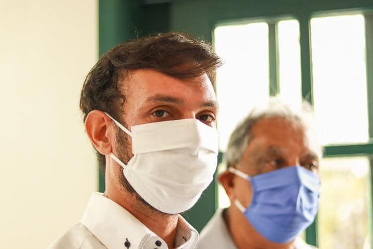 Familiares de Dona Teresinha também compareceram ao ato - Foto: Lui Pereira/Agência Primaz