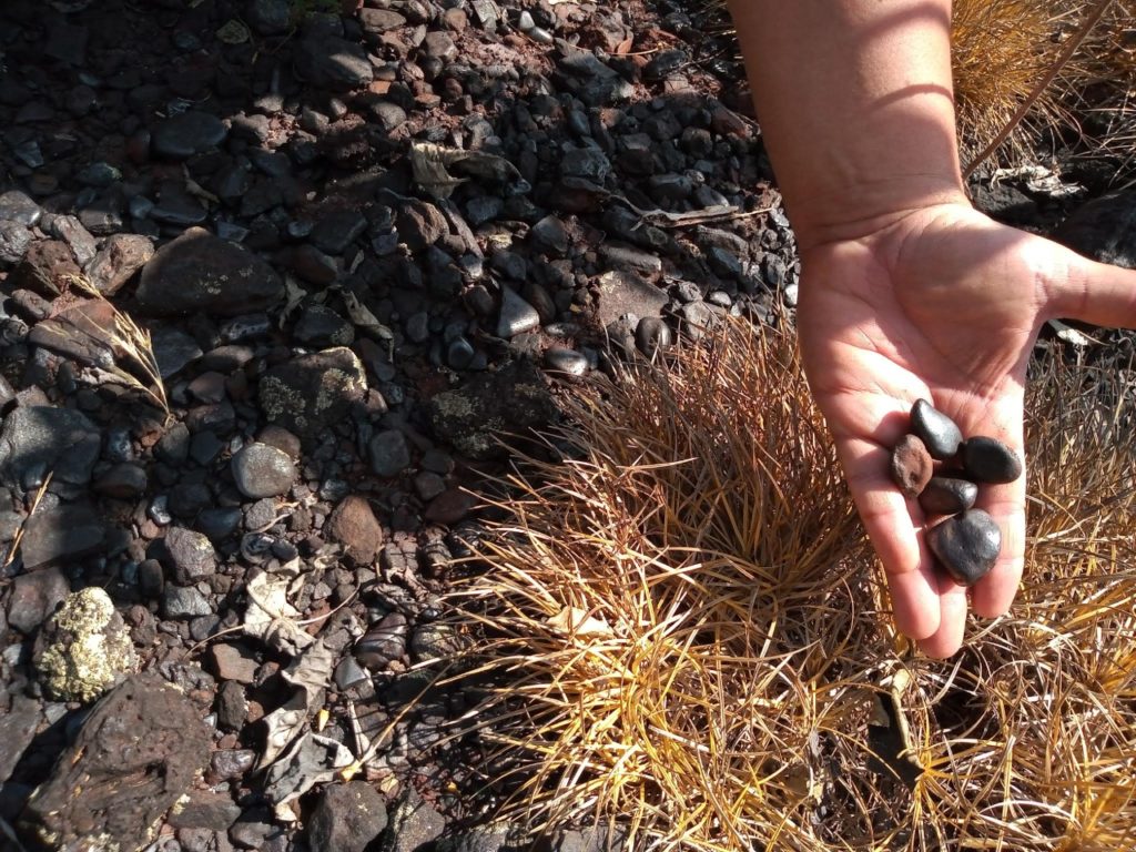 Abundância de minério de ferro da região é apontada, por moradores, como principal motivo para Vale realizar obras emergenciais e desapropriações. Foto: Marcelo Sena/Agência Primaz