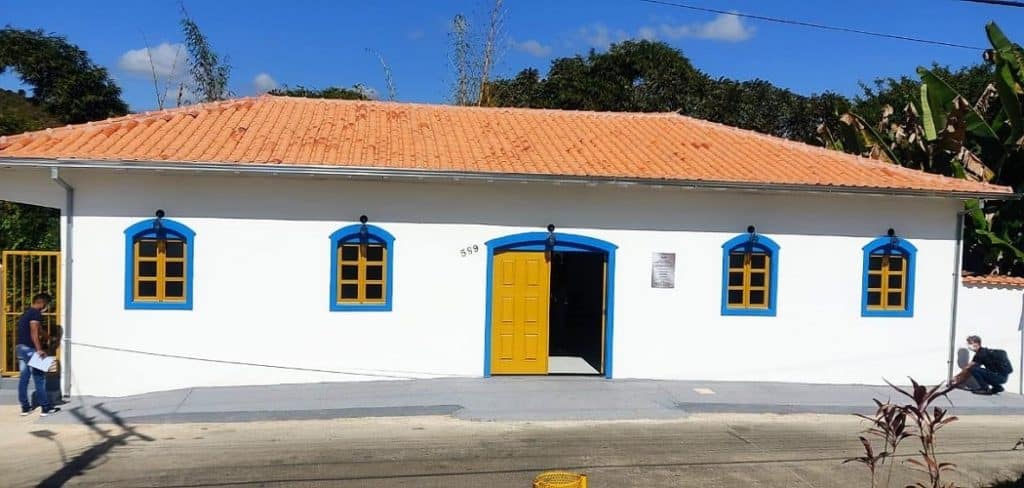 Fachada da Capela Velório Padre Pedro Celestino, situada no distrito de Furquim – Foto: Relatório/Manoel Douglas