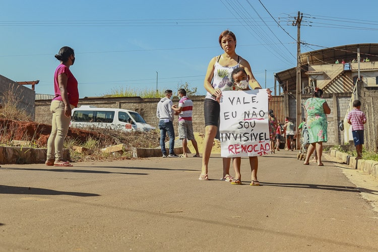 Moradores da Rua Irineu questionaram a falta de sinalização no loteamento - Foto: Lui Pereira/Agência Primaz