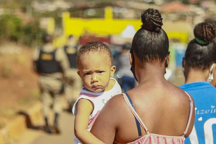 A Polícia Militar acompanhou os manifestantes por todo o trajeto - Foto: Lui Pereira/Agência Primaz