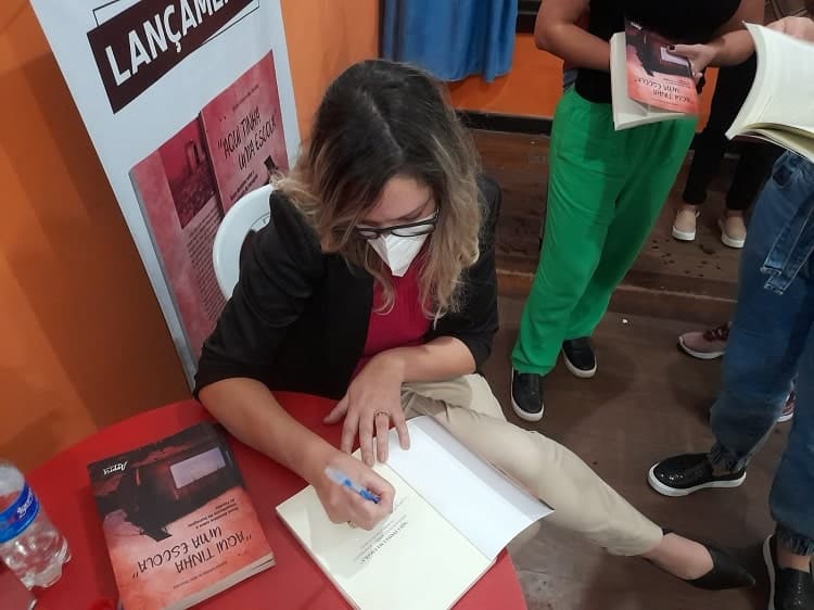 Lançamento de livro_Autógrafo