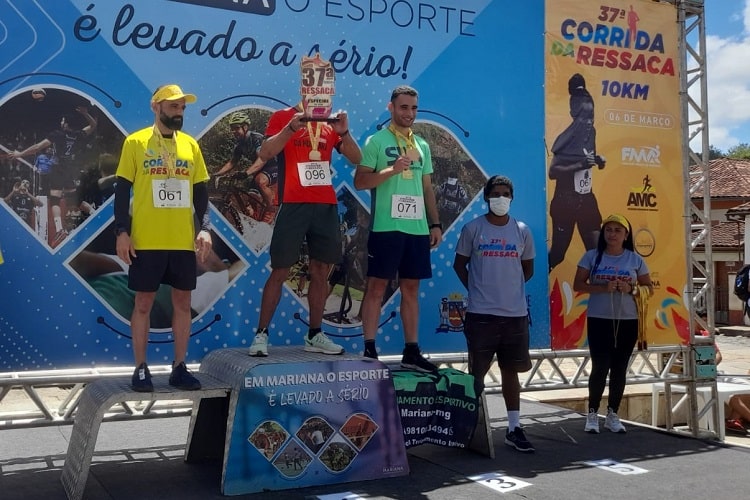 Pódio masculino Mariana - Foto: Luiz Loureiro/Agência Primaz