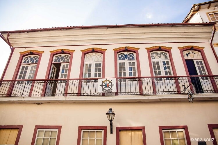 República Aquarius (Ouro Preto, uma das 59 "repúblicas federais", localizadas em Ouro Preto, com capacidade total para 794 residentes