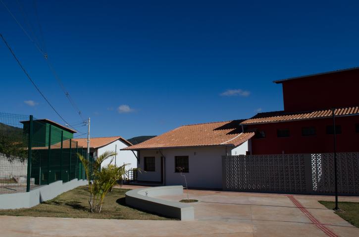 Vila Universitária (Ouro Preto), composto por 8 casas, com capacidade para 168 residentes