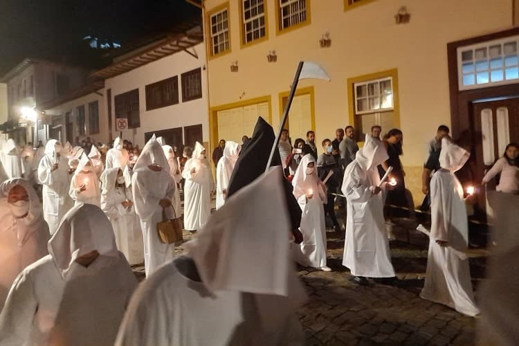 Procissão das Almas - Foto: Luiz Loureiro/Agência Primaz