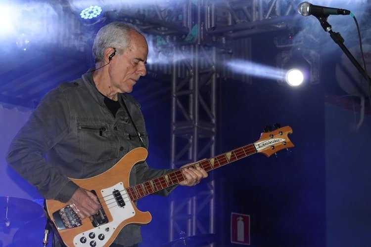 Walter Andrade (baixo e vocais) - Foto: Pedro Olavo/Agência Primaz