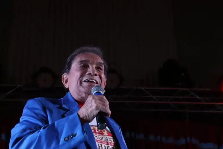 Dedé Santana, no palco