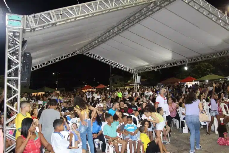 Plateia do show de Dedé Santana e Bananinha, na abertura do 12º Encontro Internacional de Palhaços