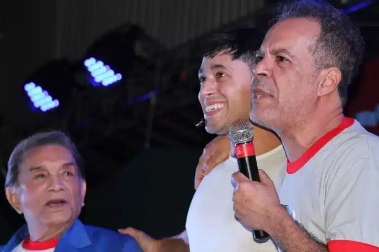 Dedé Santana e Bananinha, com Xixto Siman