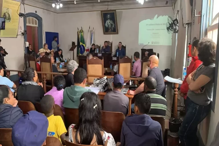Audiência pública da Câmara de Ouro Preto prestou homenagem à APAE