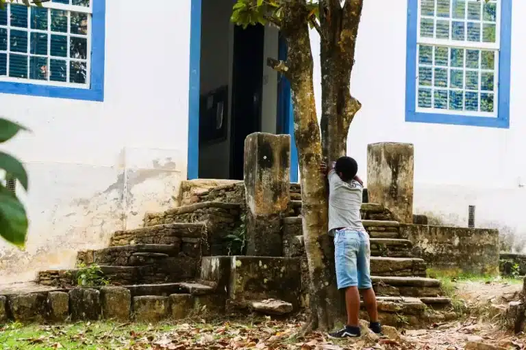 As imagens da exposição fazem parte do acervo do jornal A Sirene, que desde fevereiro de 2017 faz a cobertura da luta pela reparação e sobrevivência das comunidades - Foto: Jornal A Sirene