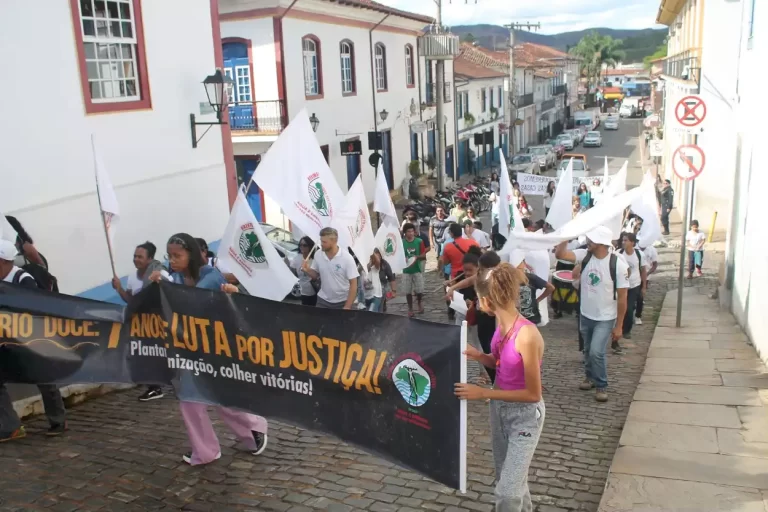 Marcha dos Atingidos-04