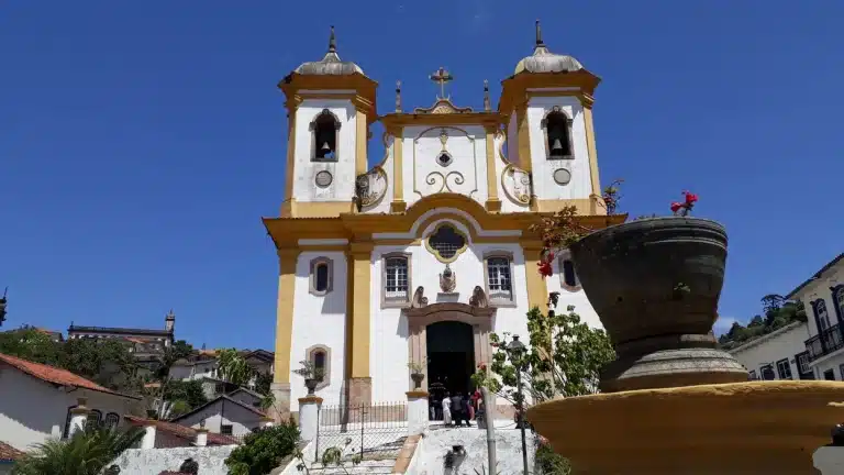 Fachada da Matriz de Nossa Senhora da Conceição
