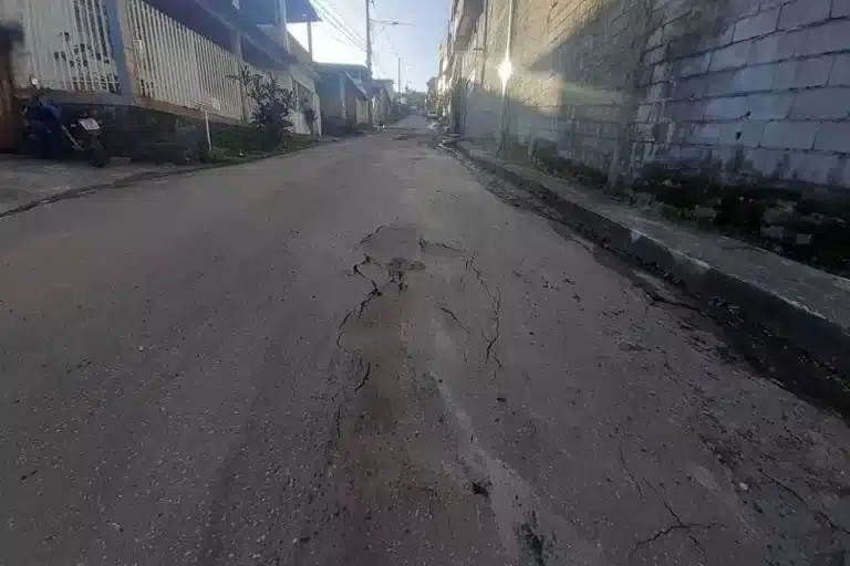 Imagens encaminhadas à Agência Primaz por moradores da rua João Batista