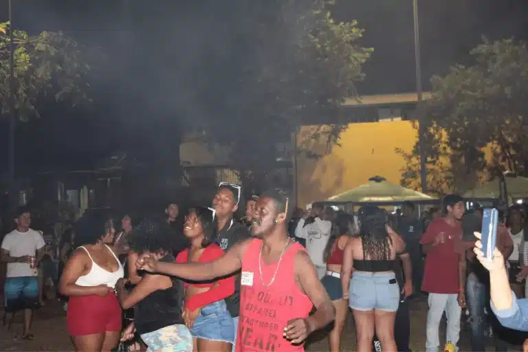 Pré-carnaval_Carrossel-02