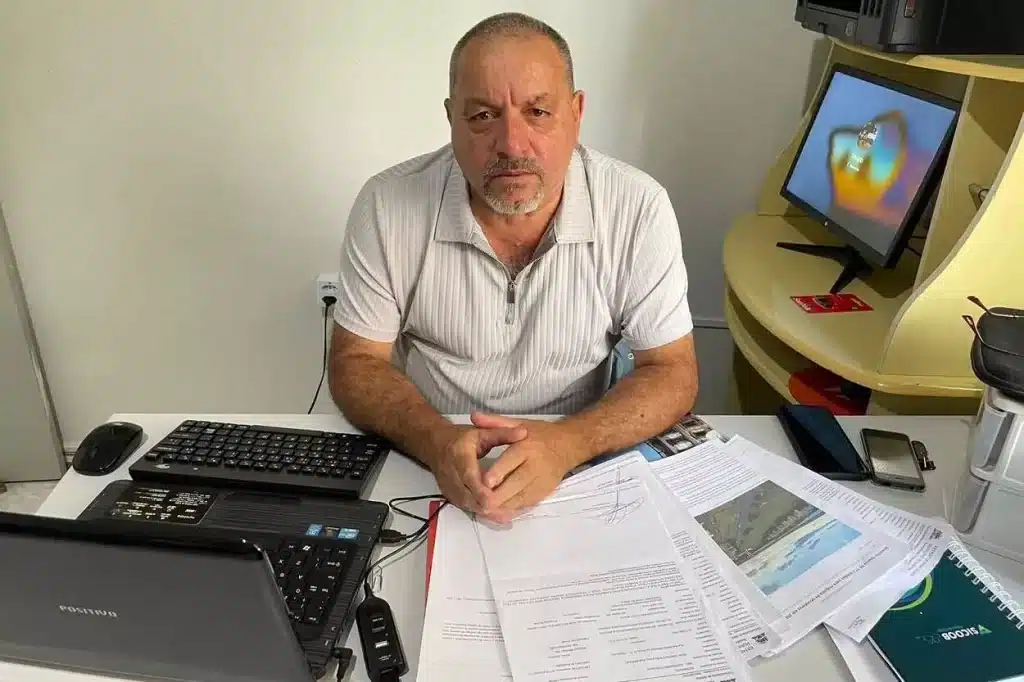 Chico Veterinário, em seu gabinete no Sindicato dos Servidores de Mariana, durante entrevista concedida à Agência Primaz