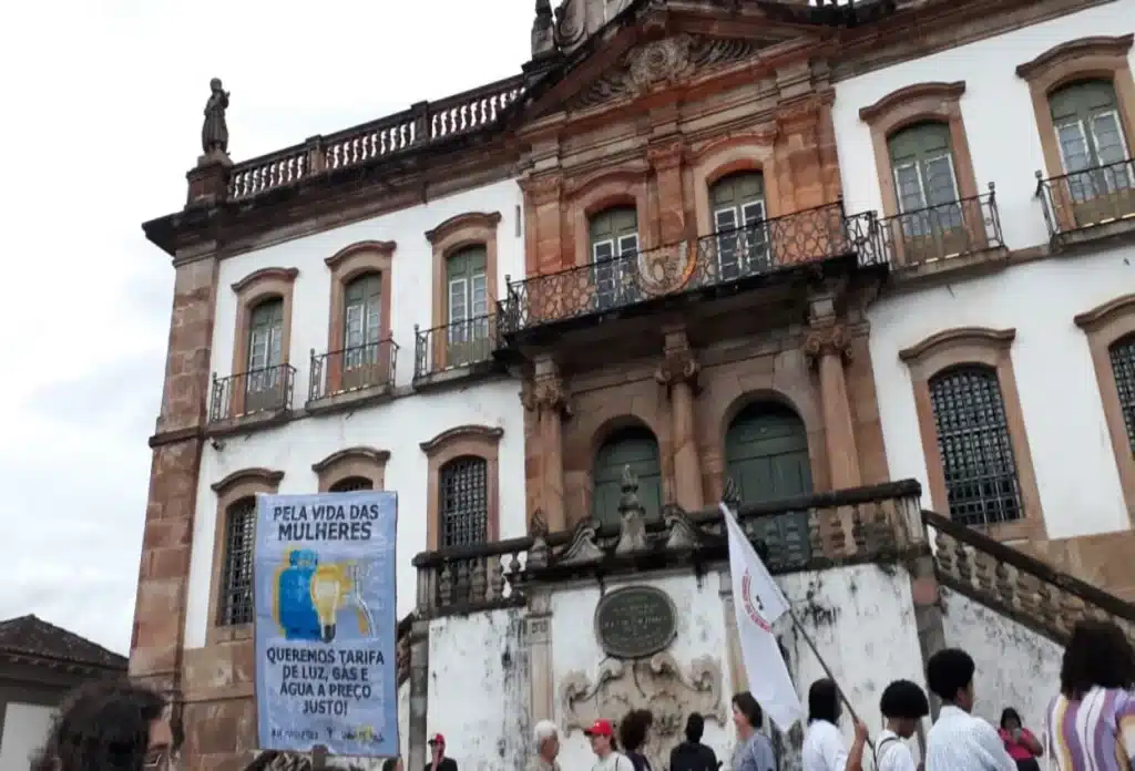 Movimentos populares de várias origens integrados nas manifestações em Ouro Preto