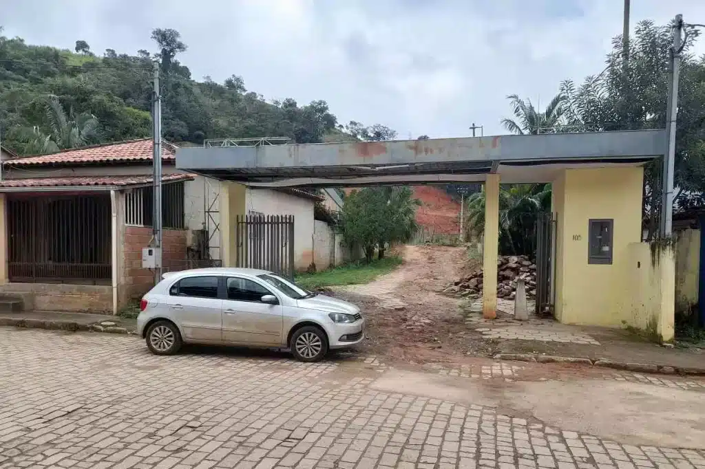 Pórtico de entrada doestádio de Cachoeira do Campovai precisar de reforma e revitalização
