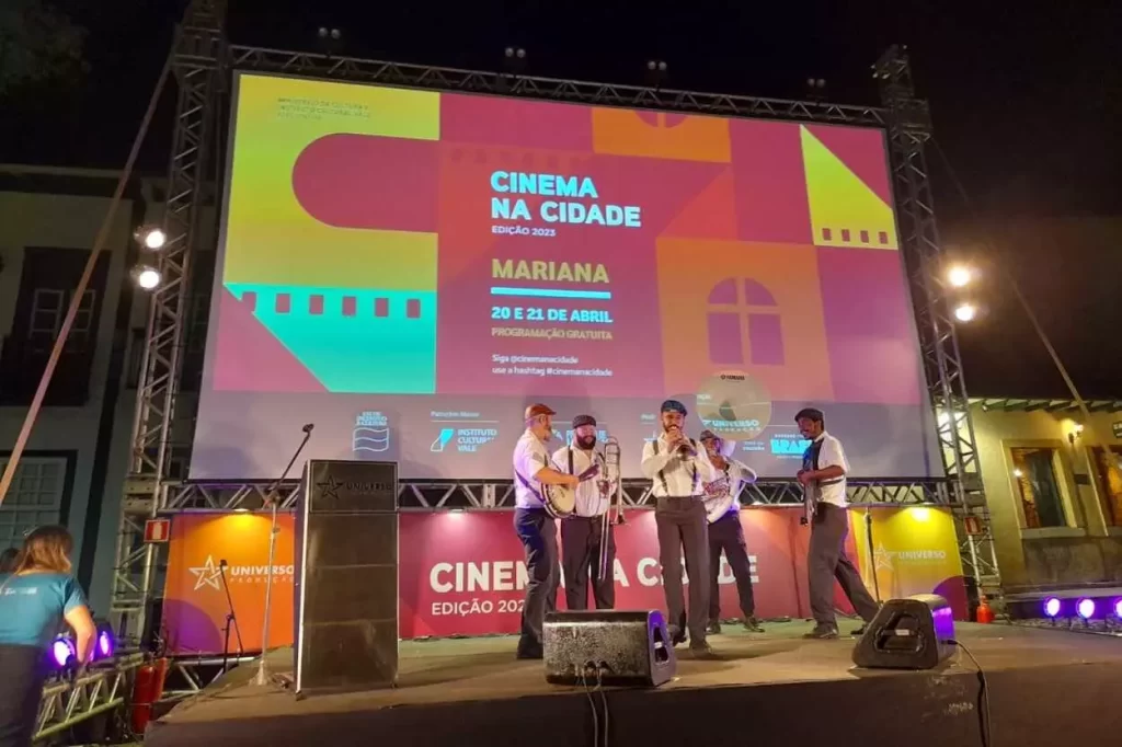 Apresentação da Barroco Jazz Band, na abertura do Cinema na Cidade