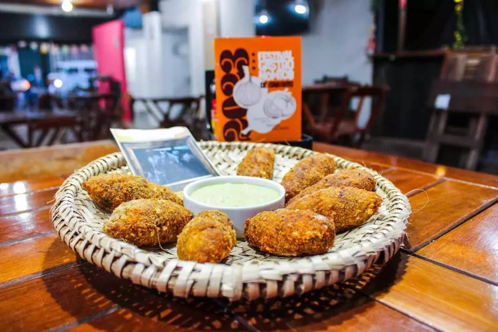 “Se tem costela de boi, tem mandioca”, prato do D’Matta Grill, inscrito no Festival Gastronômico