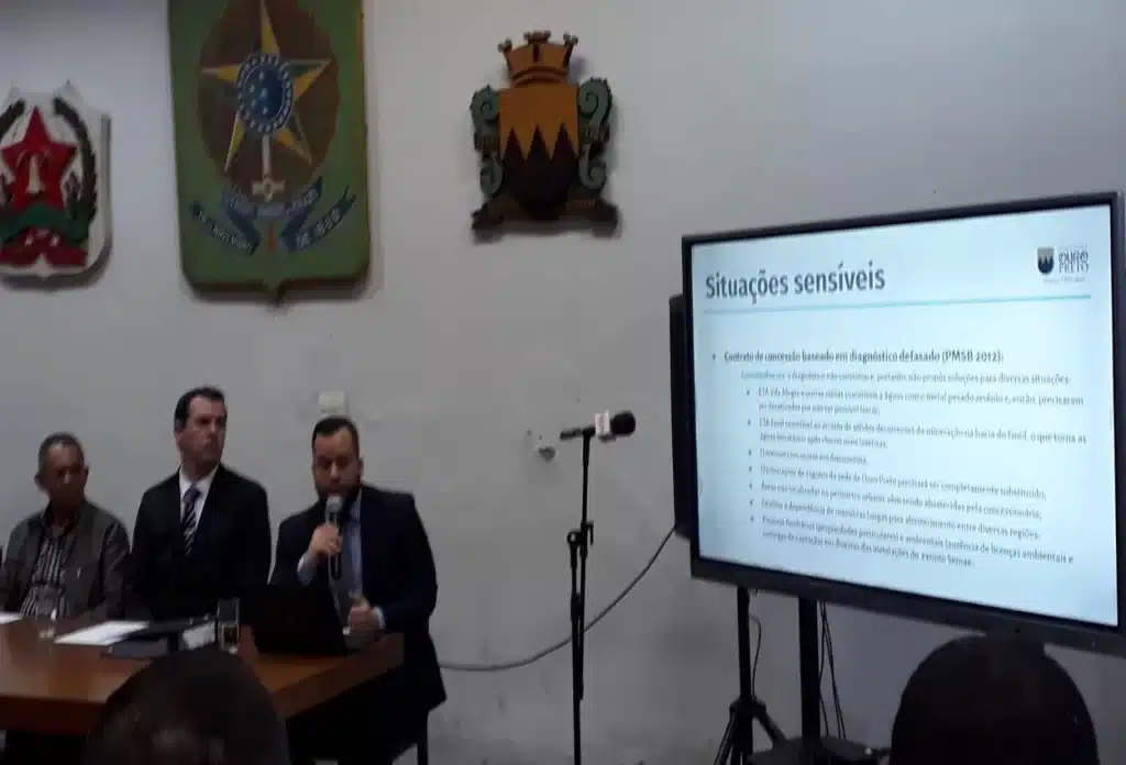 Sucateamento do Semae e dívidas são debatidas durante coletiva