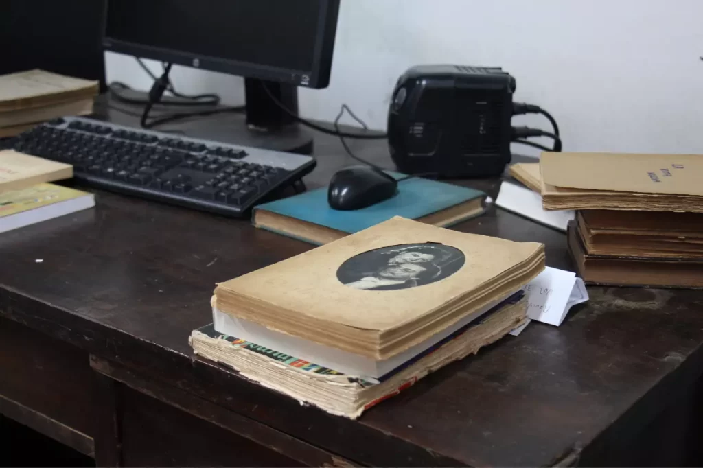 Recuperação de obras raras estão paralisadas pela falta de recursos