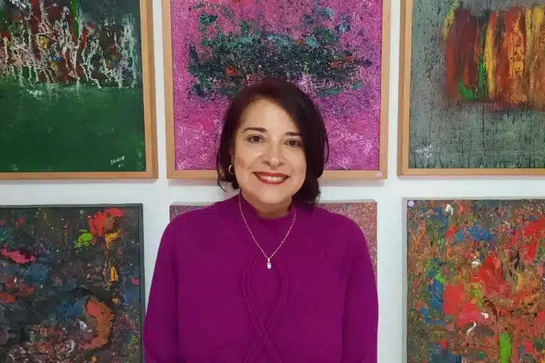 Obras da artista aldravista Andreia Donadon Leal enaltecem a produção artística contemporânea da cidade de Mariana