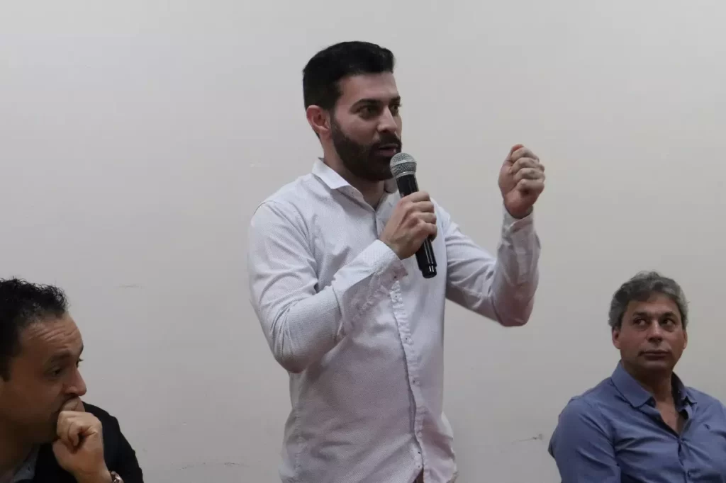 Secretário Cristiano Vilas Boas, durante apresentação do plano de trabalho da implantação da Lei Paulo Gustavo em Mariana