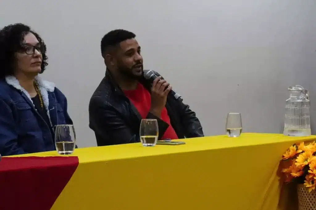 Rodrigo Sales levantou a questão da importância de democratizar os recursos dentro da comunidade artística