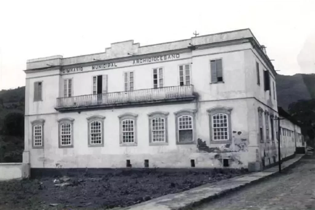 Ginásio Arquidiocesano em Mariana, localizado no Palácio dos Bispos, atual Museu da Música