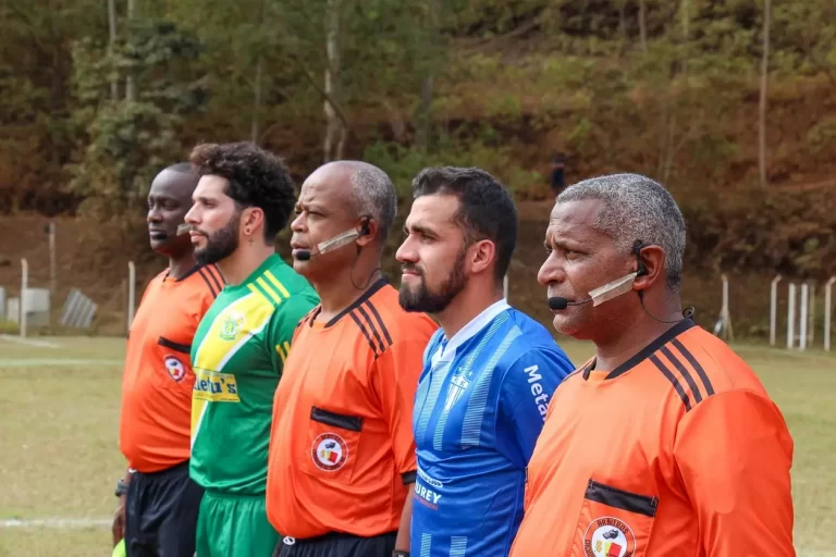 Oito de Dezembro e São Caetanense se enfrentam no Campeonato de Mariana