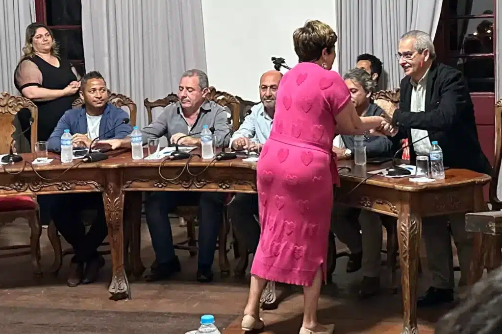 Beth Cota vai se juntar a Sônia Azzi, repetindo dobradinha acontecida na legislatura 1971-1973, com Cecília de Jesus Marques e Odete Alves do Espírito Santo (Lalá)