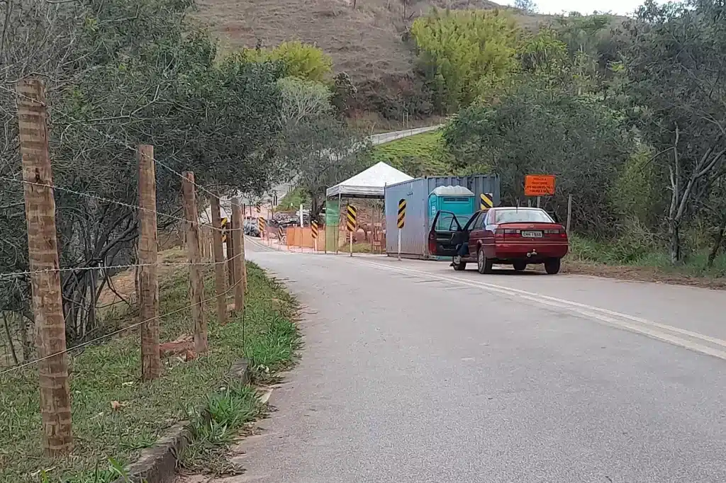 Local da obra que está sendo executada por empresa contratada pela Fundação Renova