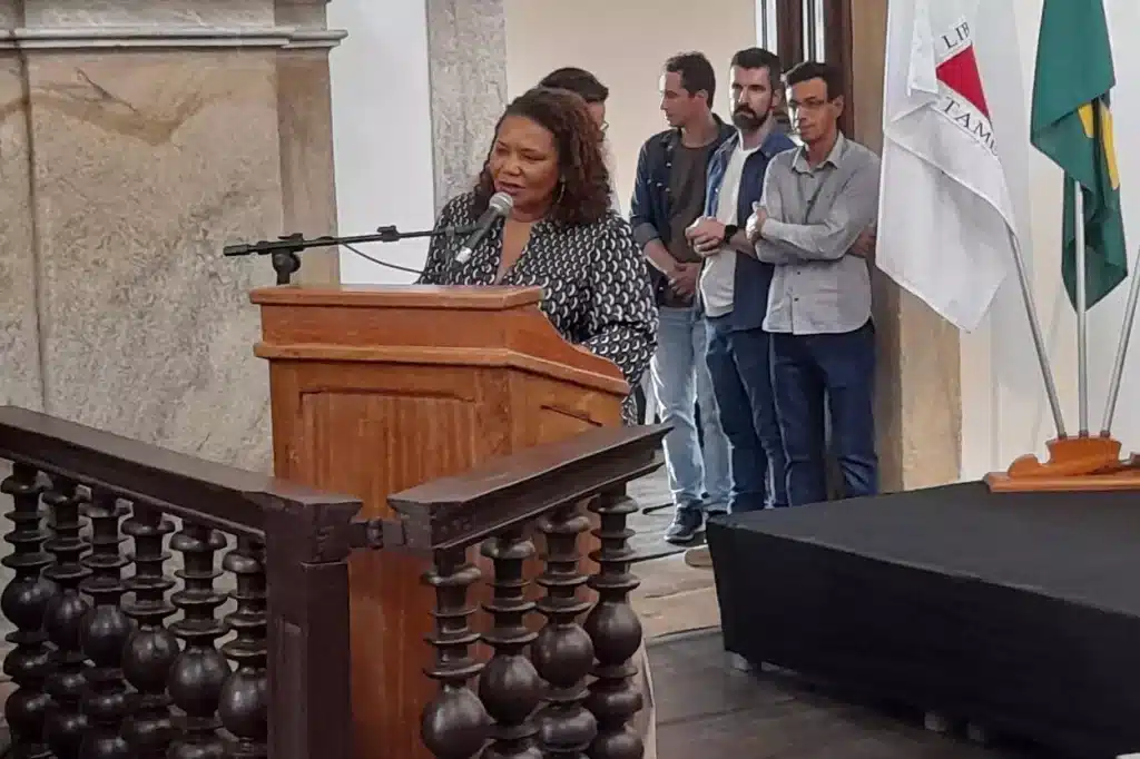 Margareth Menezes, ministra da Cultura, em discurso durante o evento de reabertura de igreja e inauguração do Museu de Mariana