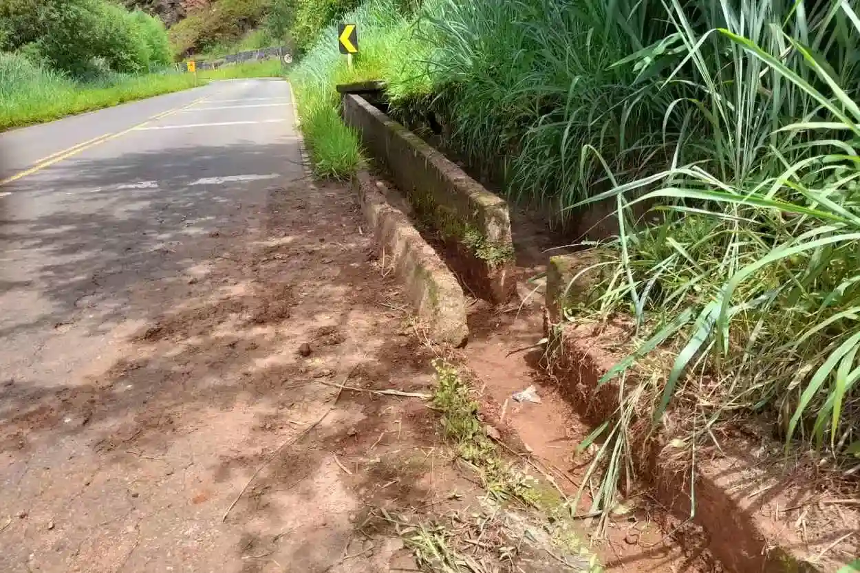 Situação das canaletas após os trabalhos de desobstrução