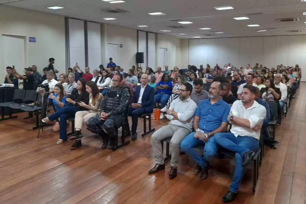 O número de participantes da audiência pública do programa Tarifa Zero foi considerado satisfatório, em relação a outros eventos semelhantes