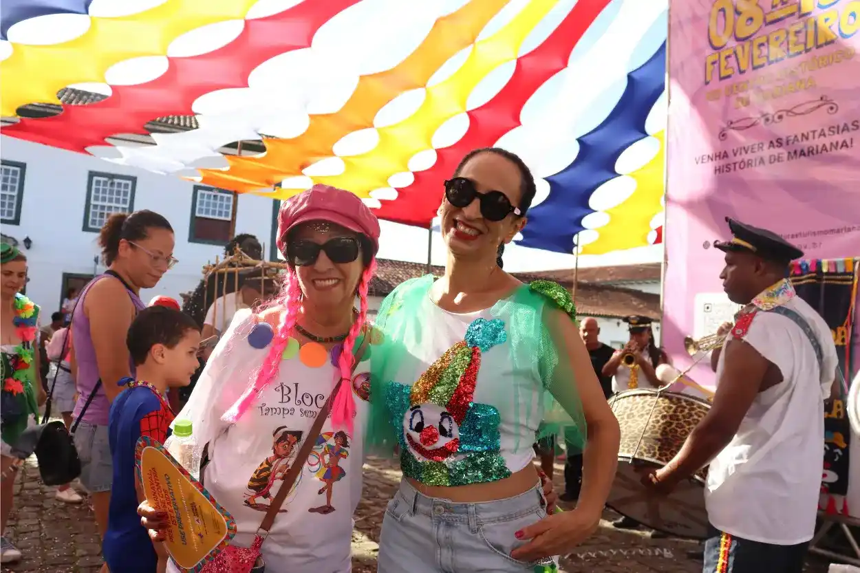 Foliões de todas as idades aproveitaram as inúmeras atrações oferecidas no penúltimo dia de carnaval em Mariana