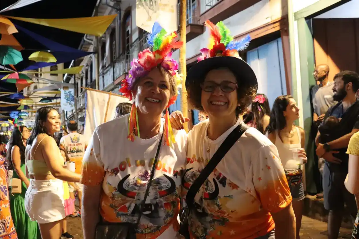 Animação total dos foliões e integrantes do Bloco Folia Nossa