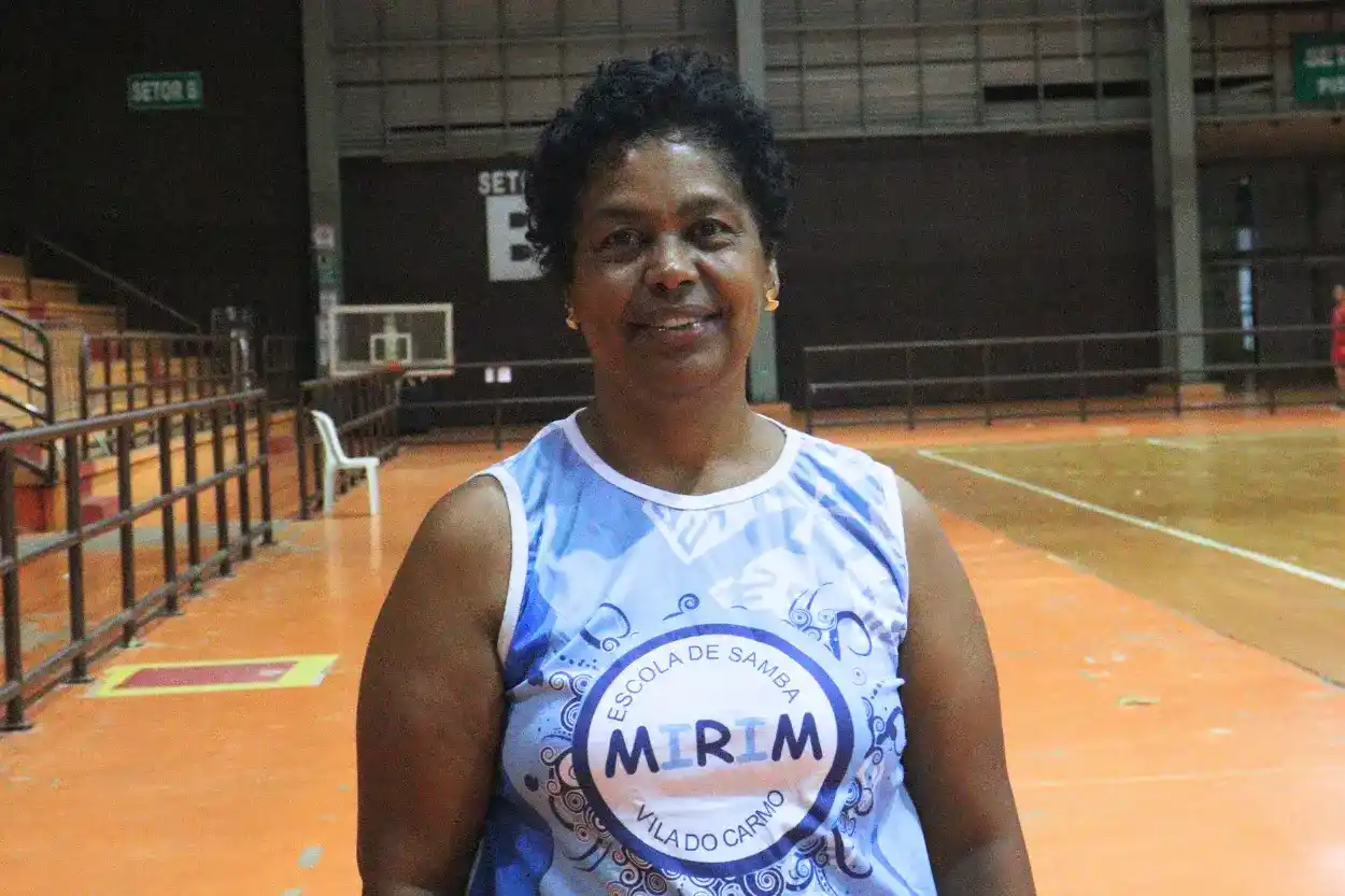 Maria Margarida da Silva, presidente da Escola de Samba Mirim Vila do Carmo, lamenta a falta de estrutura das escolas de samba