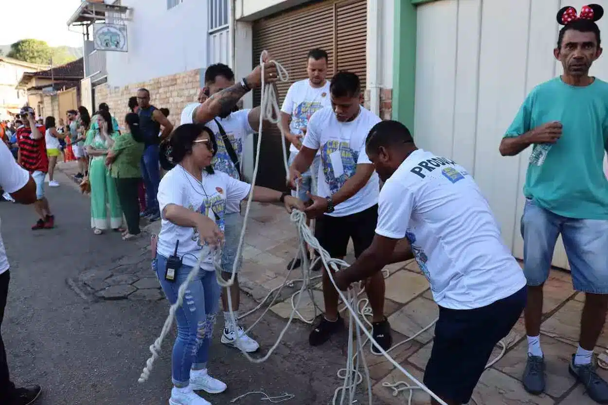 Organização prepara cordão de isolamento para o desfile da Banda dos Farrapos