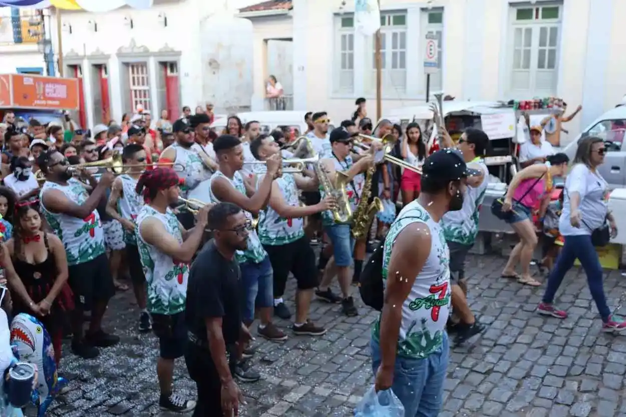 banda-dos-farrapos_carrossel-2q