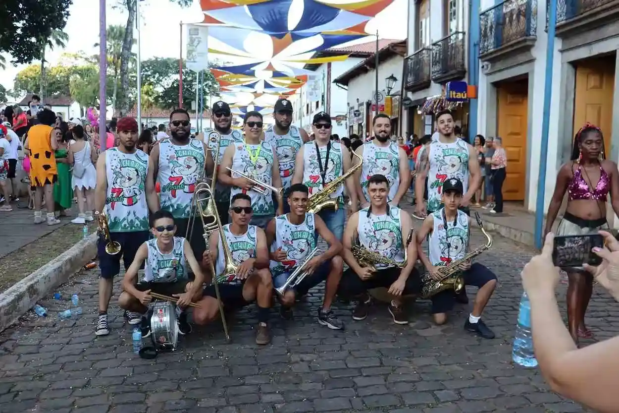 Este ano, além dos carros de som, a Banda dos Farrapos deixou a cargo da Charanga Avanti 7 a animação dos foliões