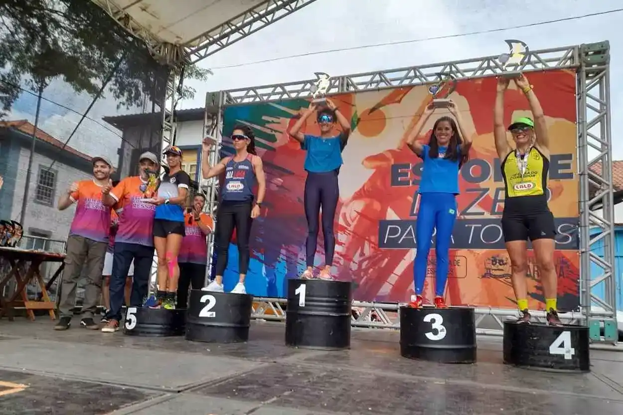 O pódio da categoria geral feminina foi revisto, devido a uma reclamação apresentada à organização da 39ª Corrida da Ressaca