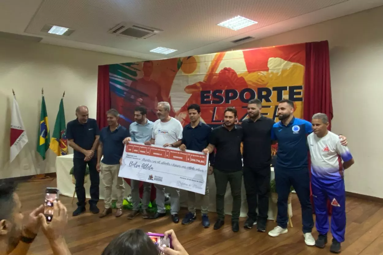 Além do lançamento do Calendário Esportivo 2024, também foram repassados recursos para o Bolsa Atleta e para a Liga Esportiva de Mariana.