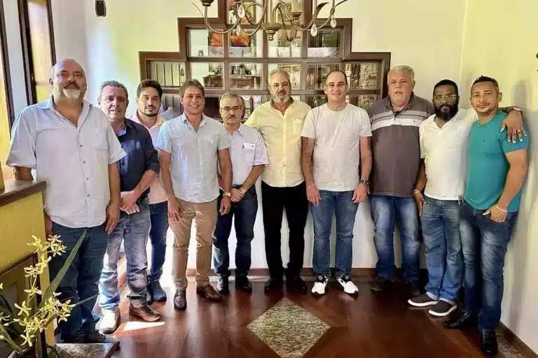 Vereadores eleitos pelo PDT, Cidadania, PSB e Avante migraram para o chapão do MDB