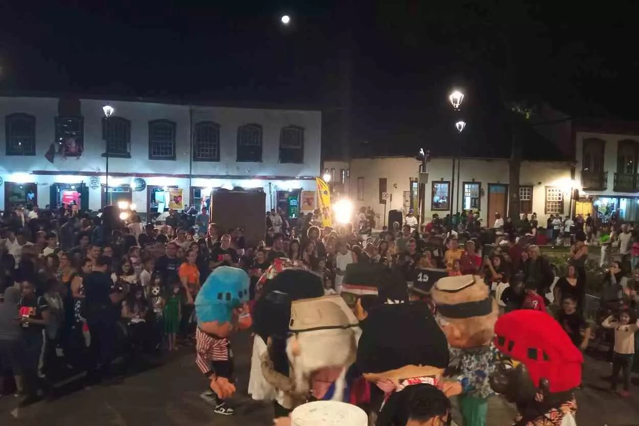 O Bloconeco atraiu um grande público à Praça Gomes Freire (Jardim)