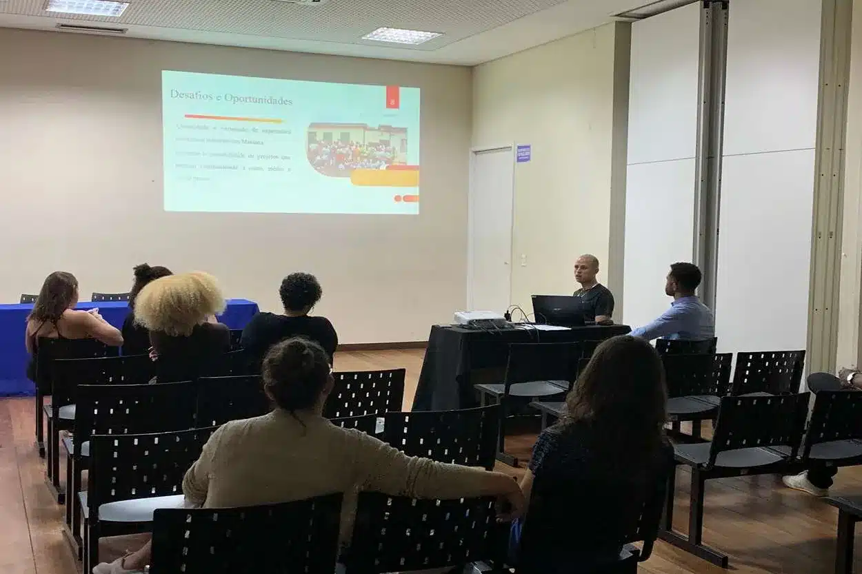 A apresentação da Política Nacional Aldir Blanc foi feita por representantes da Secretaria de Cultura e Turismo de Mariana