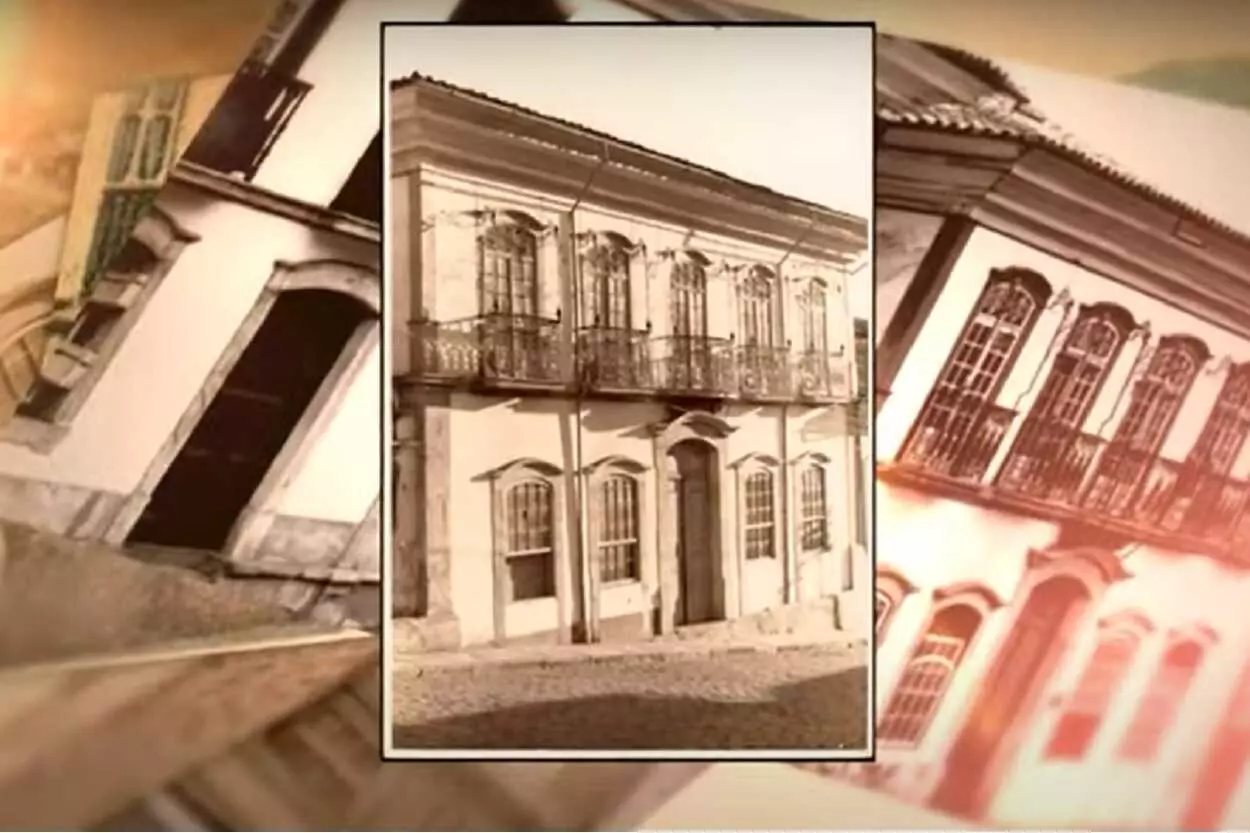 Casarão da Rua Conde de Bobadela, conhecida também como Rua Direita, em Ouro Preto, primeira sede do TJMG