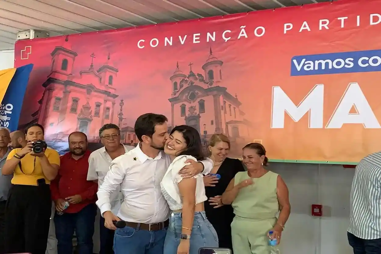 Mãe, pai, esposa e filho de Juliano Duarte estiveram presentes durante toda a convenção que pode ter dado início à maior coligação da história marianense